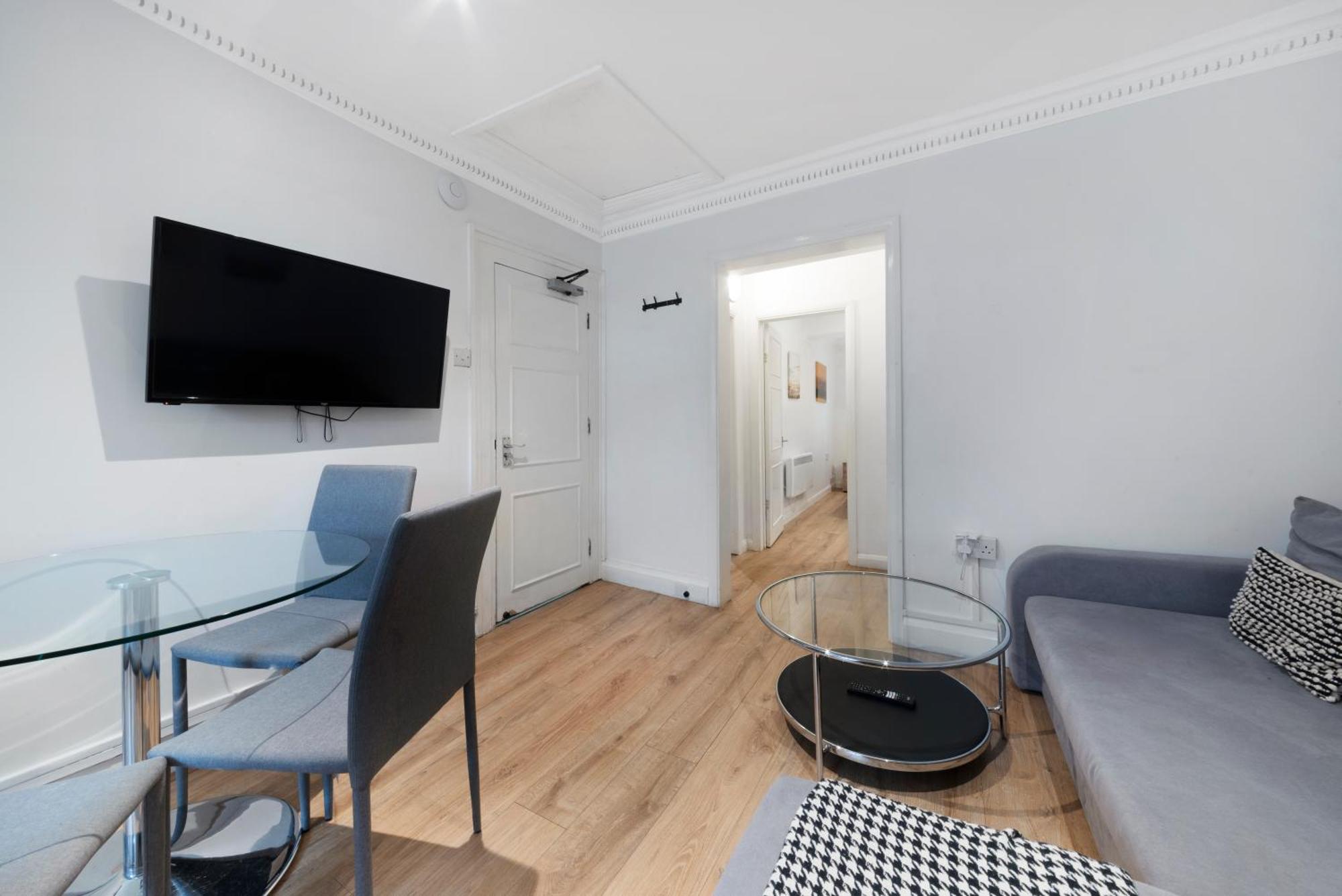 2 Bed Piccadilly Apartment 4 Londen Buitenkant foto