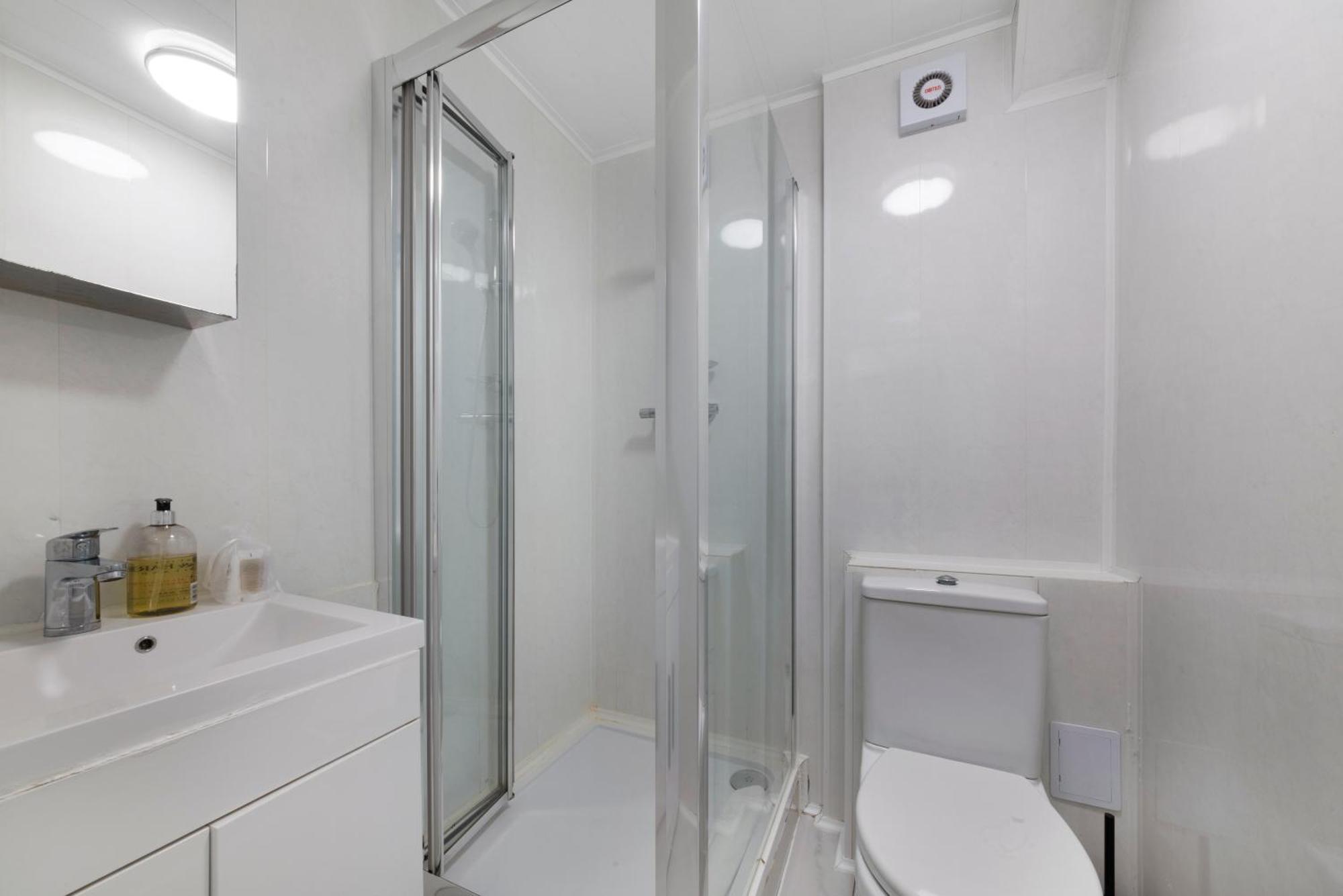 2 Bed Piccadilly Apartment 4 Londen Buitenkant foto